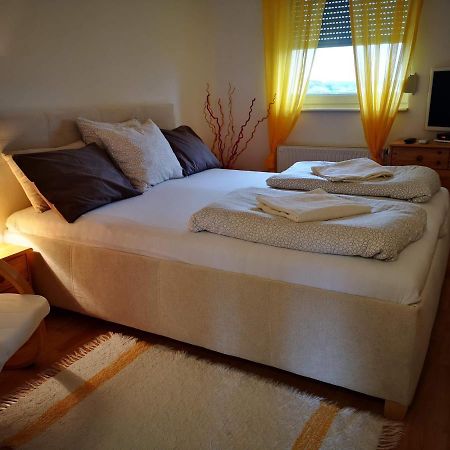 Meszaros Apartman Бюк Экстерьер фото