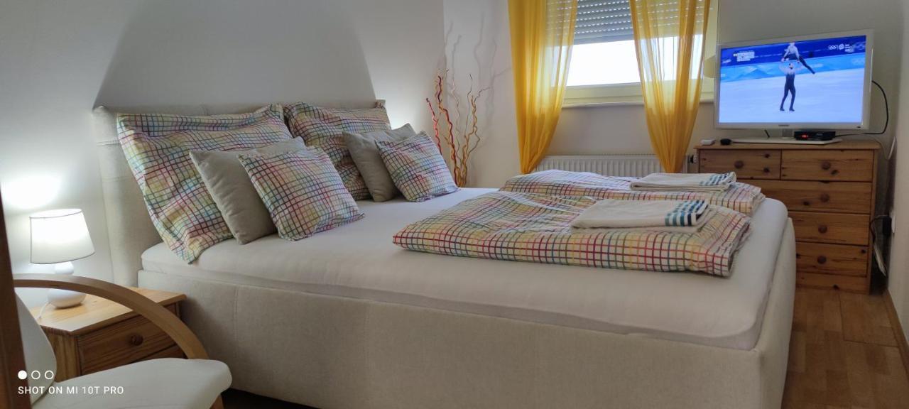 Meszaros Apartman Бюк Экстерьер фото